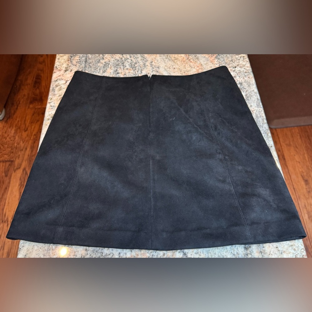 NWOT. Loft skirt